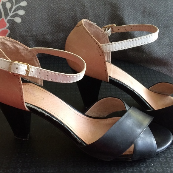 Aldo shoes - Picture 1 of 7